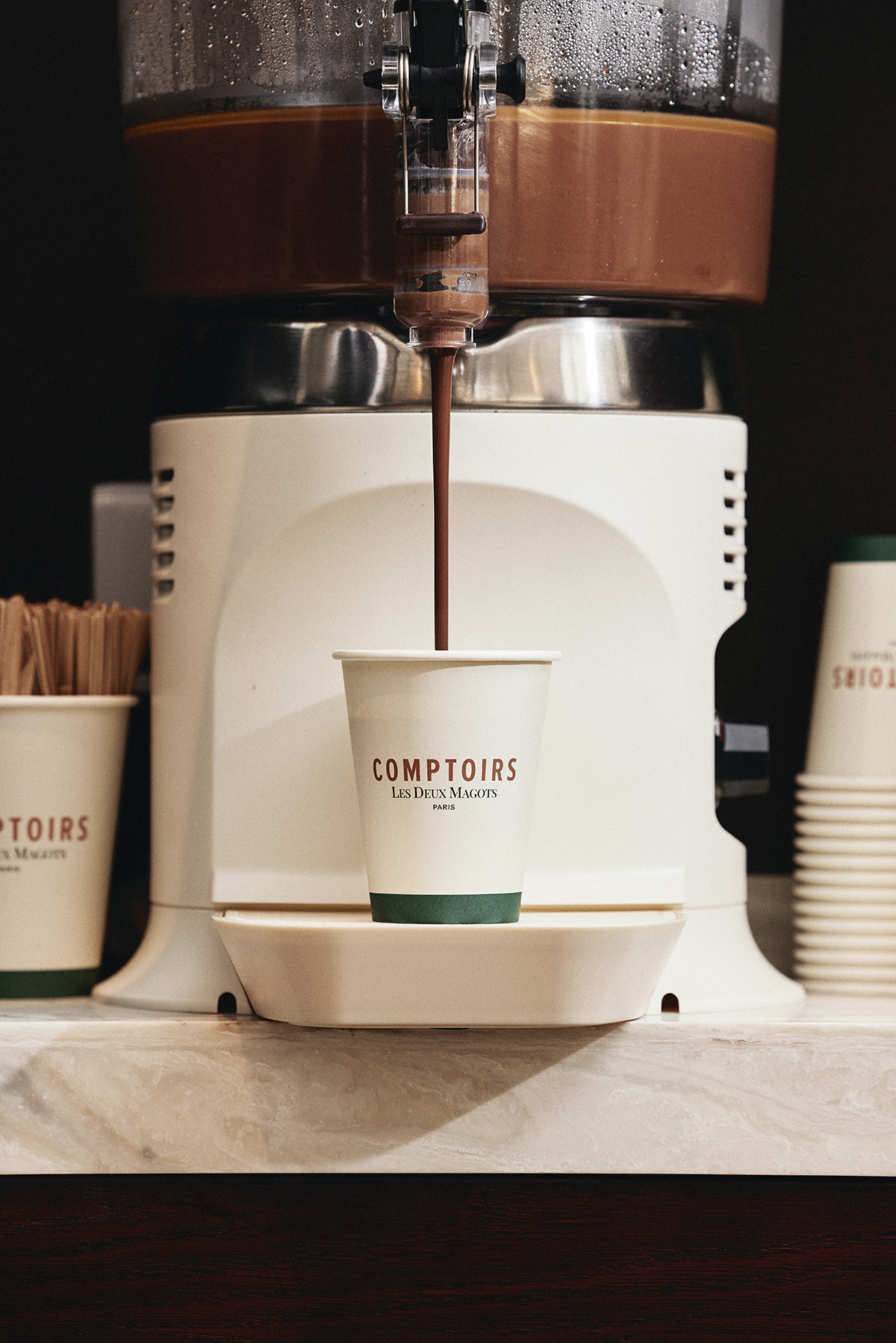 Les Deux Magots, Le Comptoir, photographies reportages, machine à café